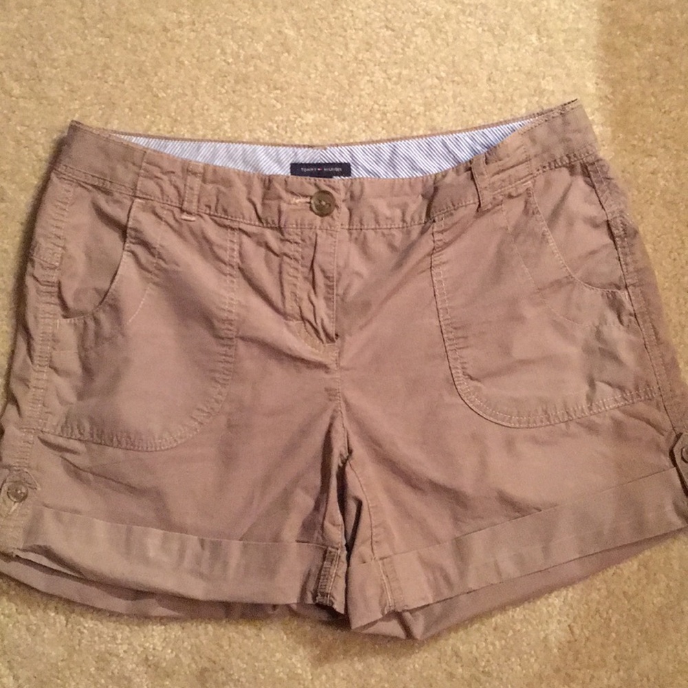 Tommy Hilfiger khaki shorts.